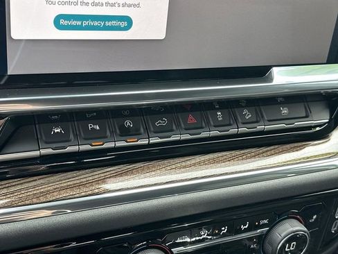 Used 2024 Chevrolet Silverado 1500 LT Trail Boss w/ LT Trail Boss Premium Package image 38