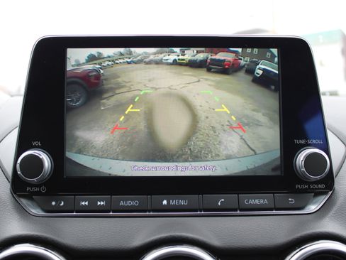 Certified 2022 Nissan Sentra SV image 19