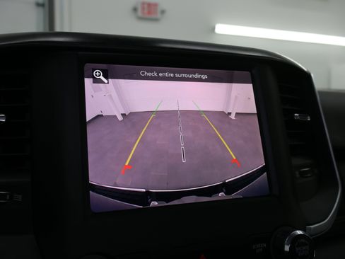 Used 2019 RAM 1500 Big Horn image 12