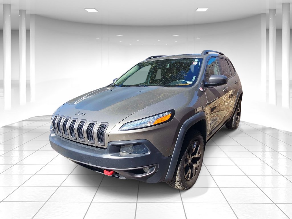 Used 2018 Jeep Cherokee Trailhawk w/ Quick Order Package 27L AWD/4WD image 4