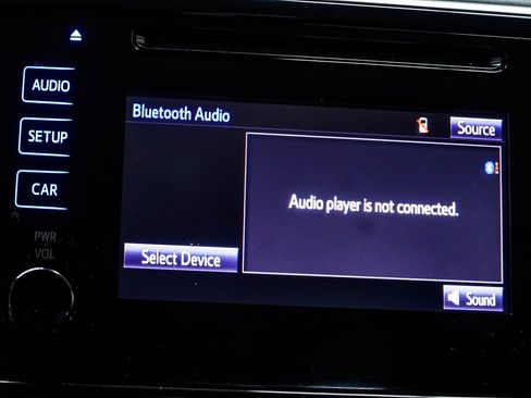 Used 2018 Toyota Corolla FWD image 25