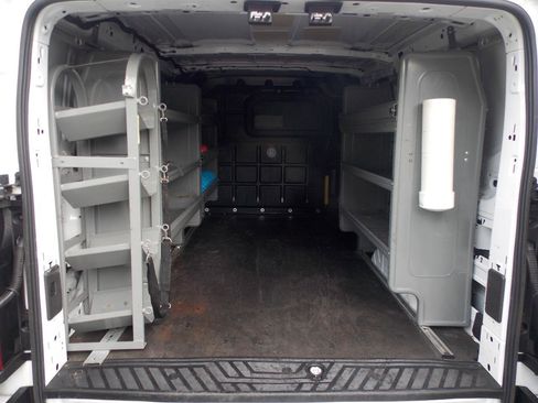 Used 2019 Ford Transit 250 130 Low Roof RWD image 15