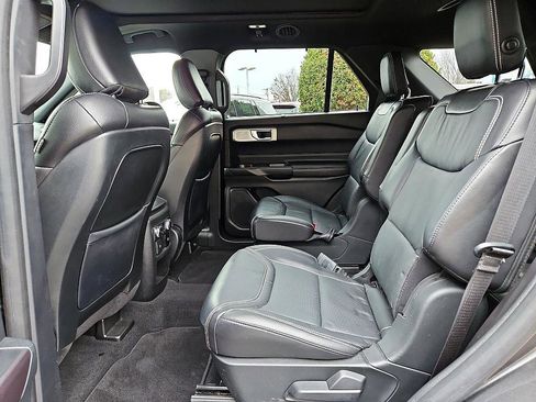 Used 2020 Ford Explorer ST w/ Premium Technology Package image 10