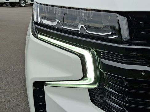 Used 2023 Chevrolet Tahoe RST image 9