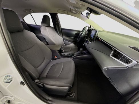 Used 2022 Toyota Corolla LE image 28