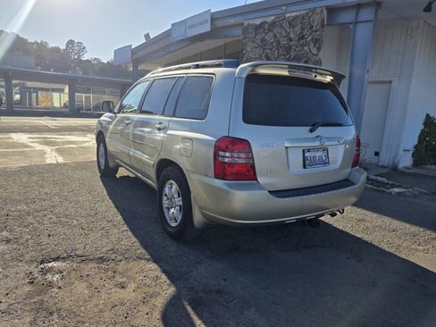 Used 2003 Toyota Highlander Limited image 7