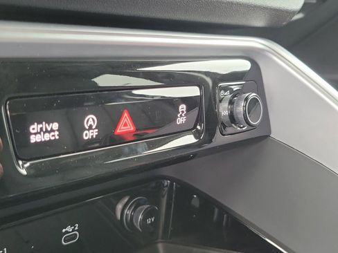 New 2025 Audi Q5 Premium Plus AWD/4WD image 25