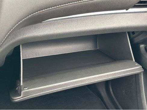 Used 2022 Chevrolet Traverse LT w/ LPO, Floor Liner Package AWD/4WD image 25