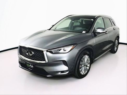 Used 2023 INFINITI QX50 Luxe AWD/4WD image 3