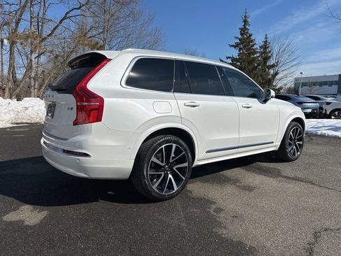Certified 2024 Volvo XC90 B5 Plus w/ Protection Package Premier image 9