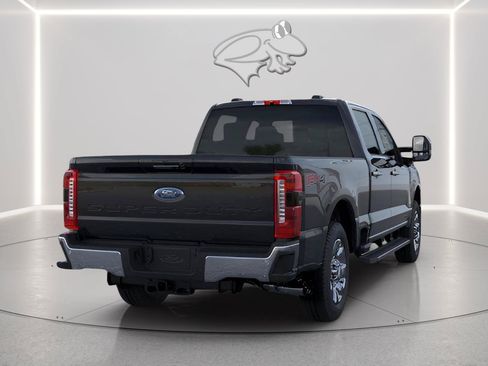 New 2026 Ford F250 Lariat w/ Chrome Package AWD/4WD image 4