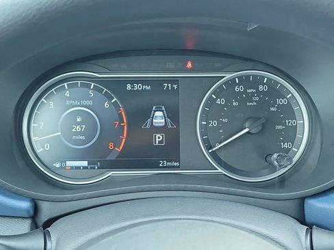 Used 2025 Nissan Versa SV w/ Trunk Package FWD image 25
