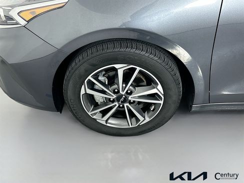 Used 2023 Kia Forte LXS FWD image 28