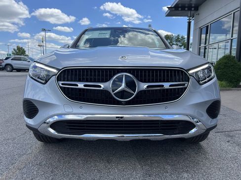 Certified 2025 Mercedes-Benz GLC 300 4MATIC image 2