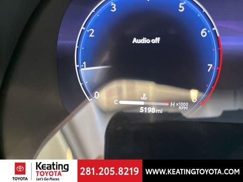 Used 2025 Toyota Highlander Limited image 18