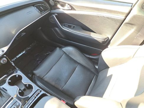 Used 2022 Kia Stinger GT-Line w/ Sun & Sound Package image 12