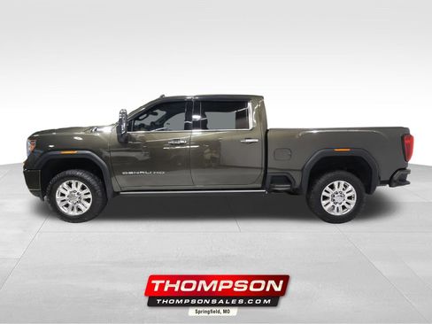 Used 2022 GMC Sierra 3500 Denali AWD/4WD image 1