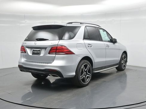 Used 2019 Mercedes-Benz GLE 400 4MATIC image 26