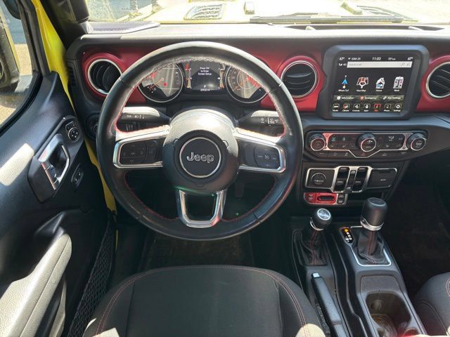 Used 2023 Jeep Wrangler Unlimited Rubicon w/ Cold Weather Group AWD/4WD image 17