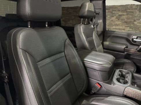 Used 2023 GMC Sierra 2500 Denali w/ Denali Ultimate Package image 4