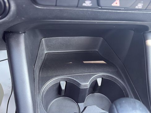 Used 2023 MAZDA MAZDA3 s FWD image 33