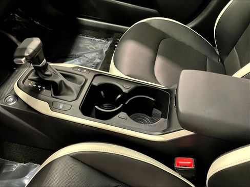 Certified 2025 Kia K4 GT-Line Turbo FWD image 18