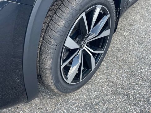 New 2026 Volkswagen Atlas SEL Premium R-Line AWD/4WD image 5