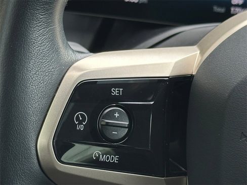 Used 2023 BMW iX xDrive50 w/ Premium Package image 28