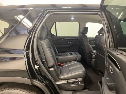 Used 2025 Honda Pilot EX-L image 24
