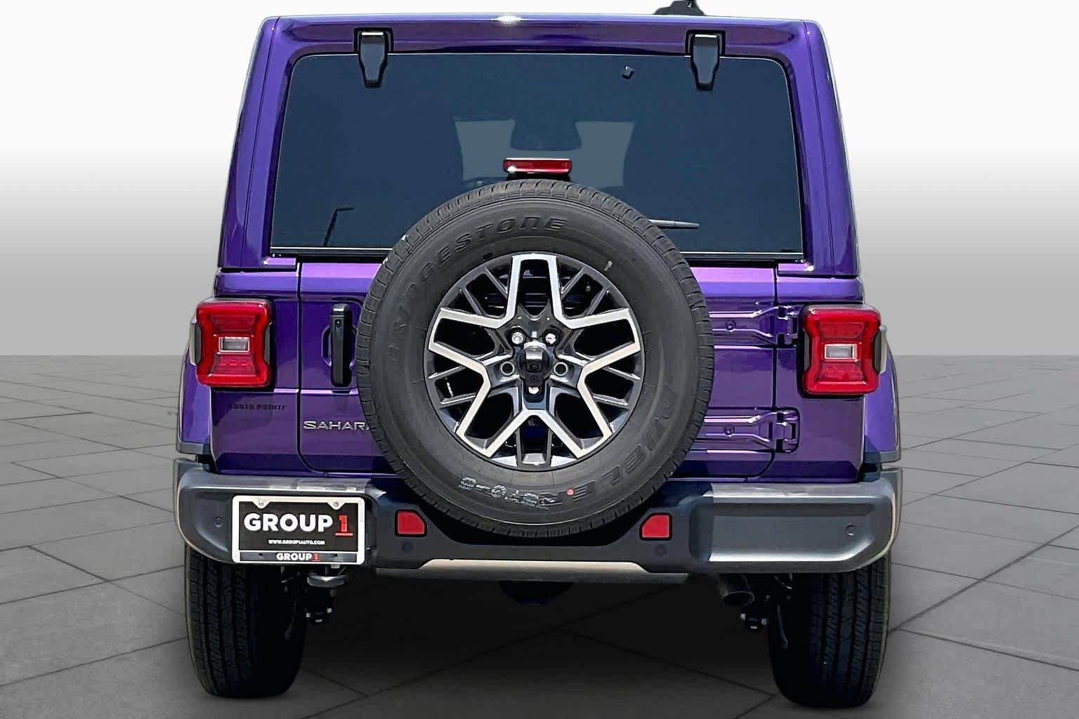 New 2026 Jeep Wrangler Unlimited Sahara AWD/4WD image 4