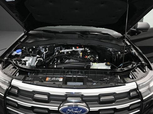New 2026 Ford Explorer Active w/ Active Comfort Package image 13