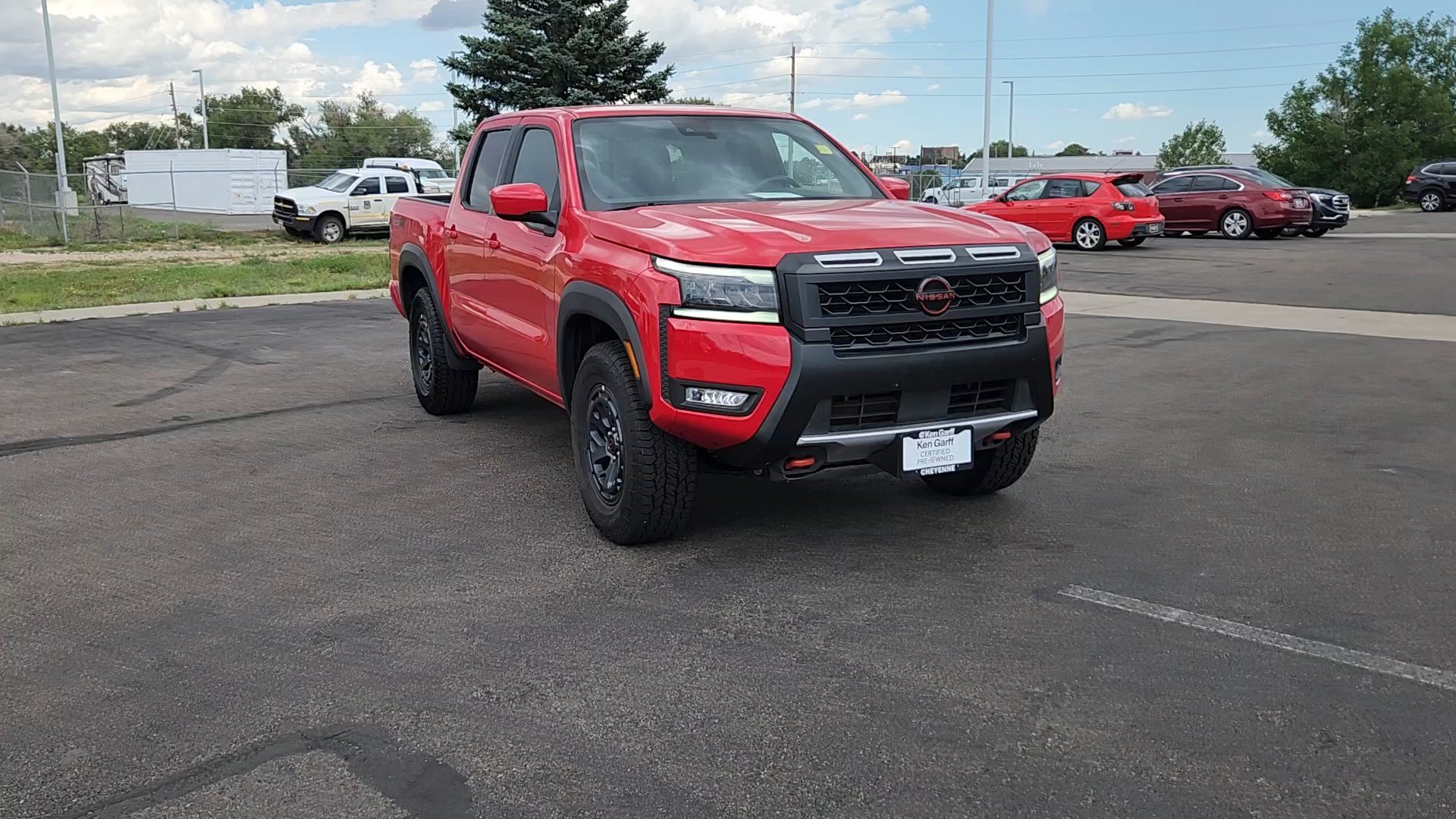 Used 2026 Nissan Frontier PRO-4X AWD/4WD image 4