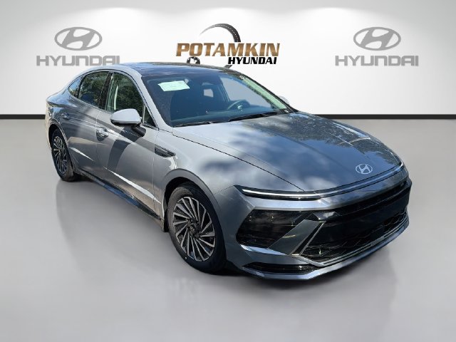 New 2026 Hyundai Sonata SEL FWD image 3