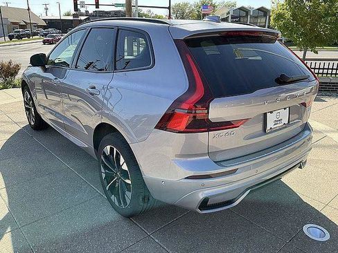 New 2026 Volvo XC60 B5 Plus w/ Protection Package Premier AWD/4WD image 10
