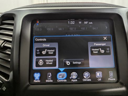 Used 2014 Jeep Cherokee Trailhawk image 18