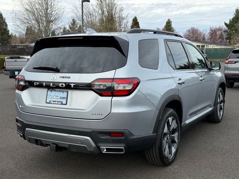 New 2026 Honda Pilot Elite image 8