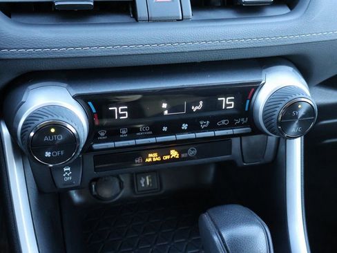 Used 2024 Toyota RAV4 XLE image 21