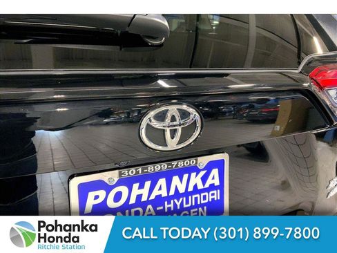 Used 2025 Toyota RAV4 XLE image 32