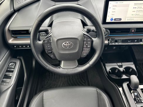 Used 2026 Toyota Prius XLE image 18