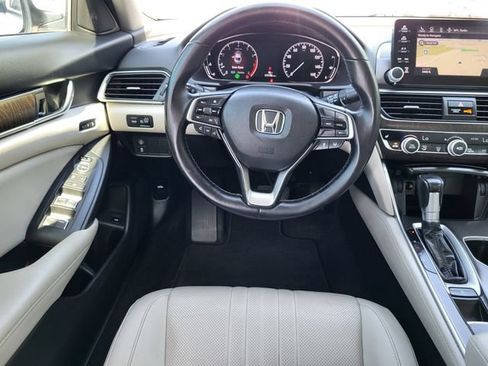 Used 2018 Honda Accord EX-L image 25