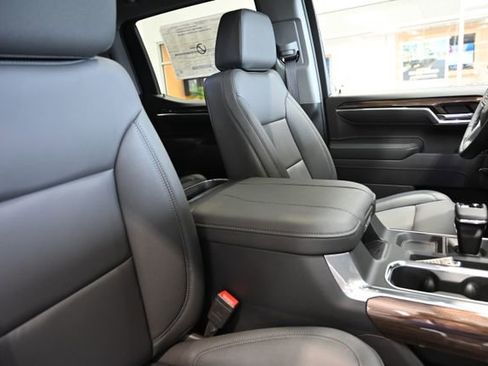 New 2026 Chevrolet Silverado 1500 LT Trail Boss AWD/4WD image 9