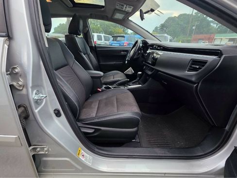 Used 2016 Toyota Corolla S FWD image 14