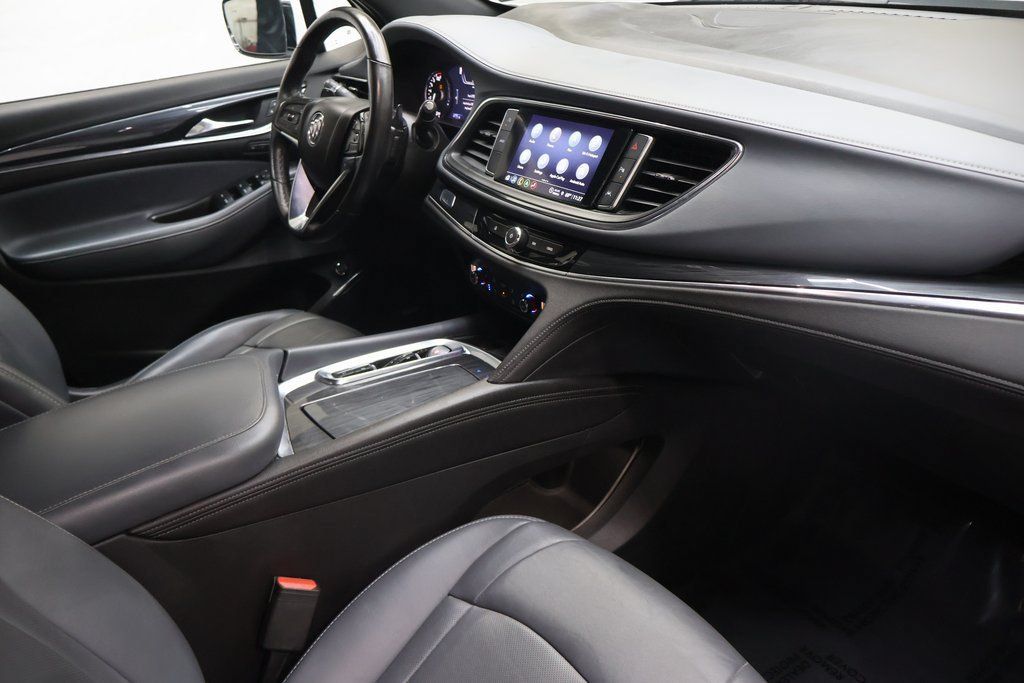 Used 2022 Buick Enclave Premium AWD/4WD image 11