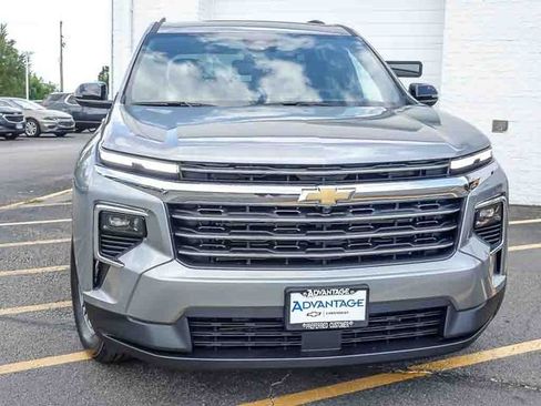 New 2026 Chevrolet Traverse LT w/ LPO, Floor Liner Package FWD image 12