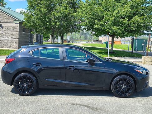 Used 2016 MAZDA MAZDA3 s Grand Touring FWD image 8
