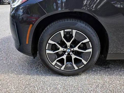 Used 2025 BMW X3 xDrive30i AWD/4WD image 11