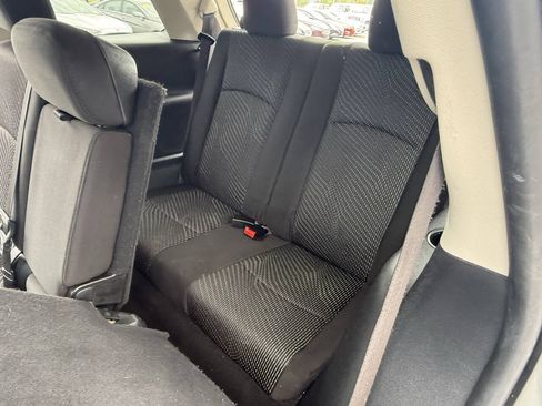 Used 2020 Dodge Journey SE w/ Blacktop Package FWD image 17
