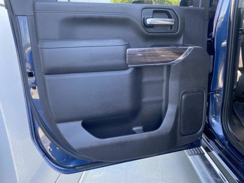 Used 2022 Chevrolet Silverado 2500 LTZ w/ LTZ Premium Package AWD/4WD image 14
