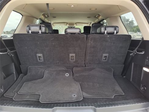 Used 2024 Ford Expedition XLT RWD image 7