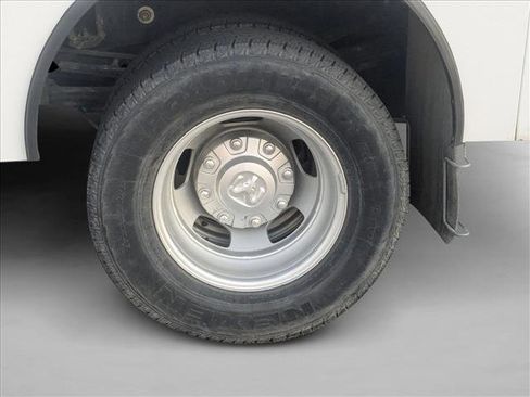 Used 2019 RAM 3500 Tradesman image 20